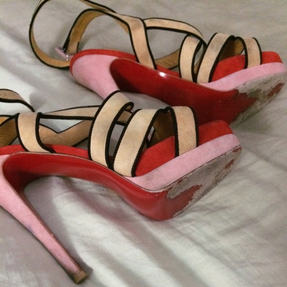 Sale!!!Authentic christian Louboutin strappy suede - Picture 2 of 4