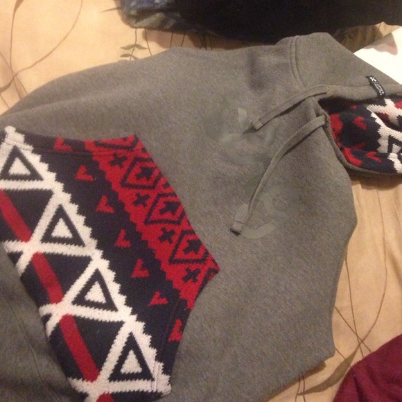 sweatshirt