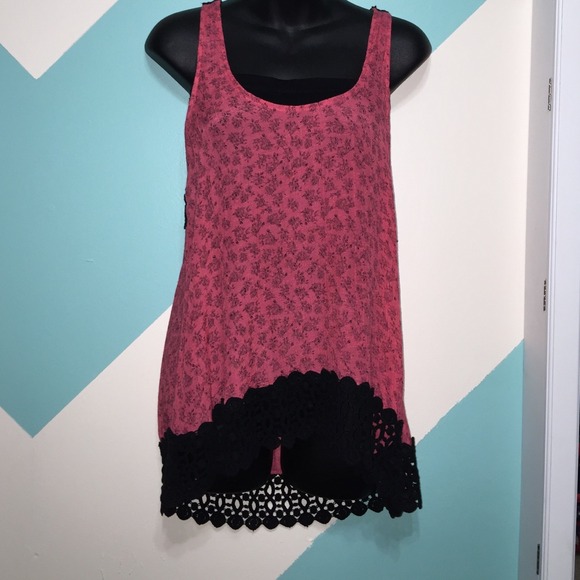 TCEC Large tank- pink floral with black lace.