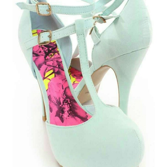 Shoes - Price drop Brand new size 9 heels