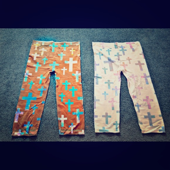Cross Galaxy Leggings.