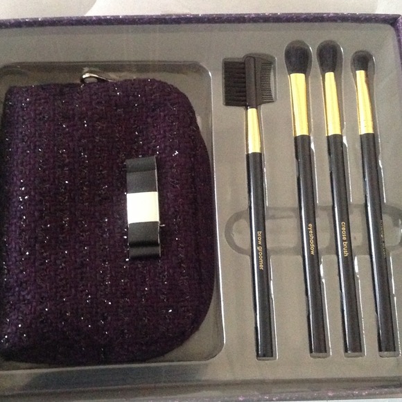 Jenari by Conair Makeup Last Dayssalenib Conair Case Brush Set Poshmark