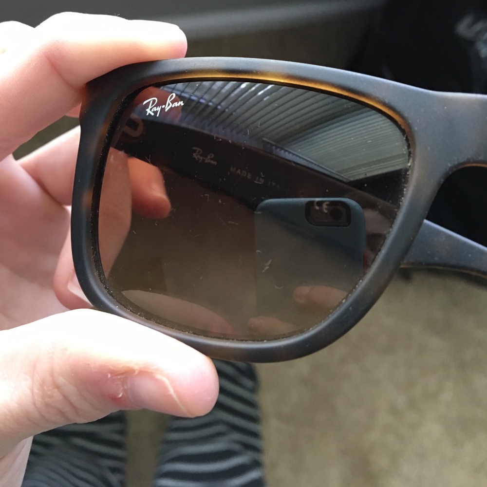 Authentic raybans - Picture 5 of 6