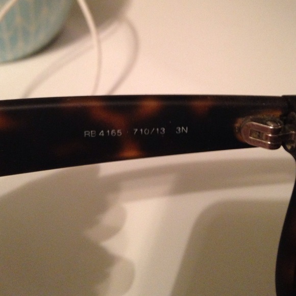 Authentic raybans - Picture 4 of 6