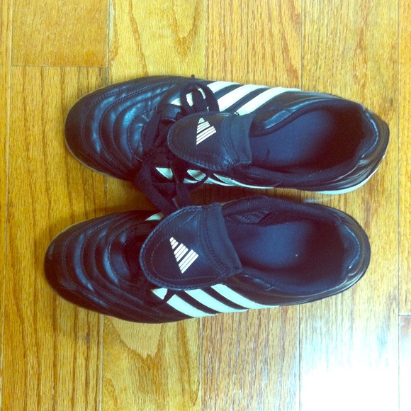 Adidas indoor soccer/futsal shoes