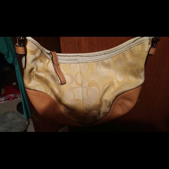 Authentic coach hobo bag