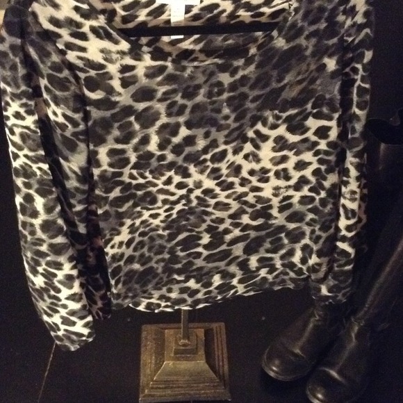 2 Hi-lo animal print tops - Picture 4 of 4