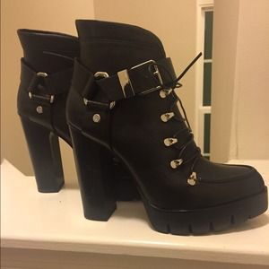 Zara Boots