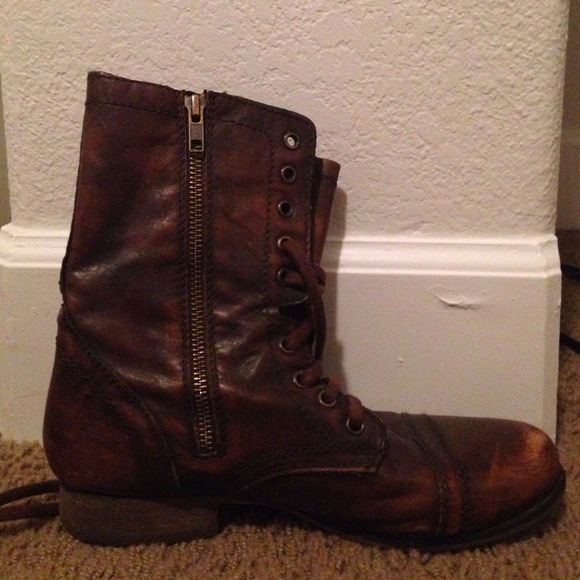 Steve Madden Boots