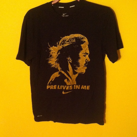 Nike prefontaine running top