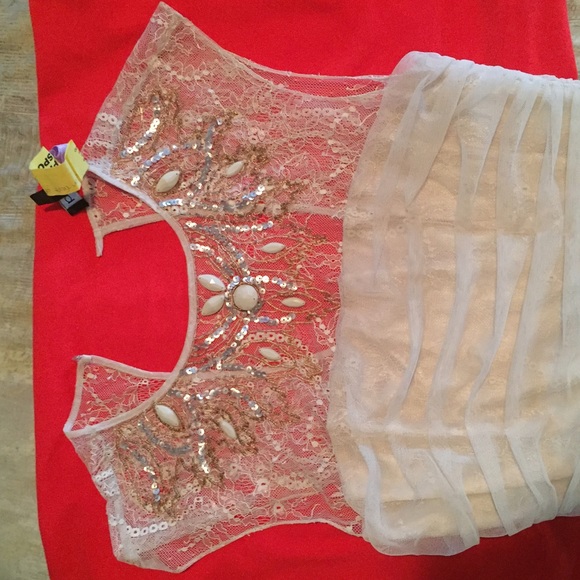 BEBE sheer top dress. - Picture 4 of 4