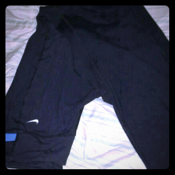 Nike Dri Fit RESERVED UNTIL 1/23