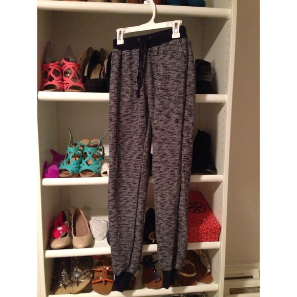 Pants - Harlem / joggers style pant