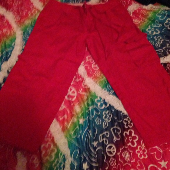 Cute red capris