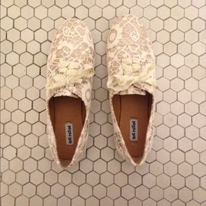 White and gold glitter oxfords