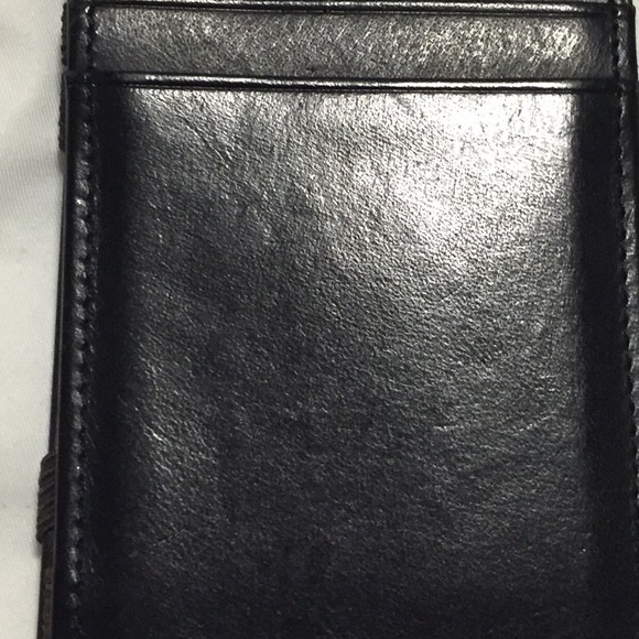 Banana Republic Magic Wallet