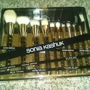 Sonia Kashuk limited edition "All that Jazz"