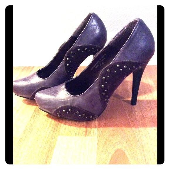 *SOLD* Purple mixed material studded platforms