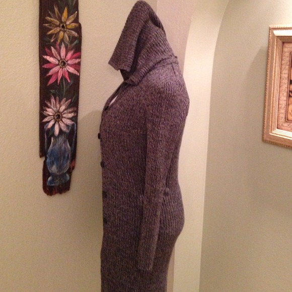 🎉SOLD IN BUNDLE🎉 - Picture 2 of 4