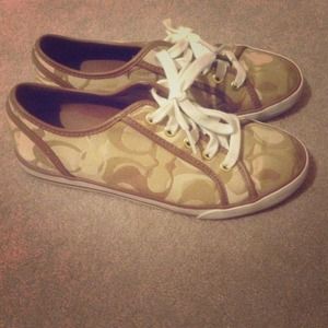 Real coach sneakers!