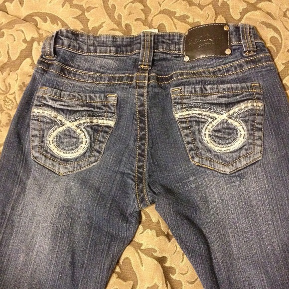 Red Rivet jeans - Picture 1 of 2