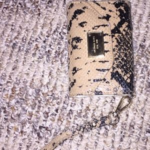 Michael Kors iPhone 4/4s wristlet