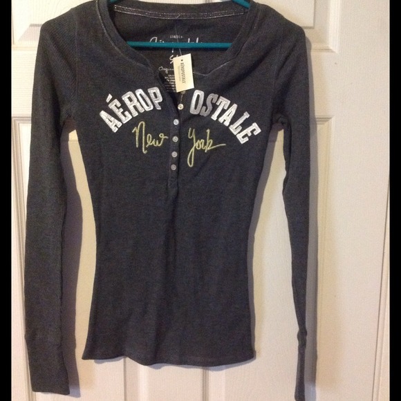 Aeropostale Tops - Aeropostale thermal
