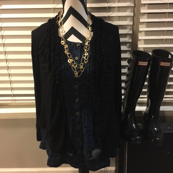 Blue and black sheer leopard top - Picture 3 of 4