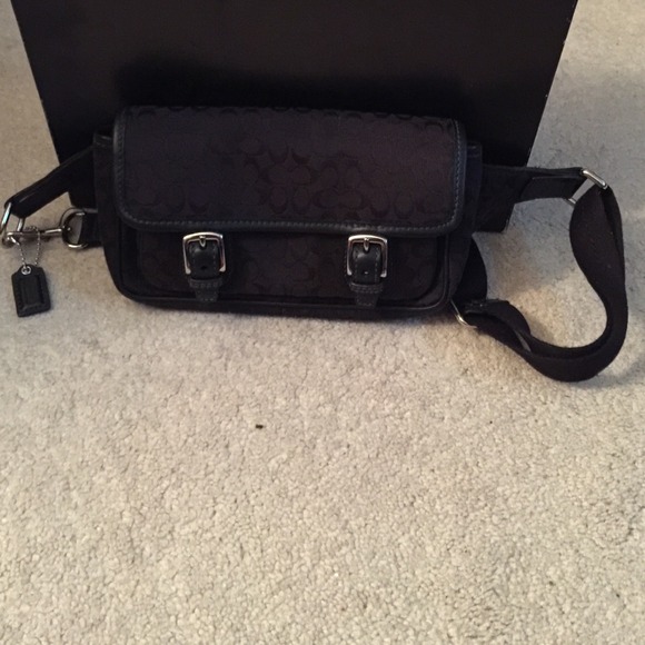 Authentic Coach Fanny!!!! Price Firm