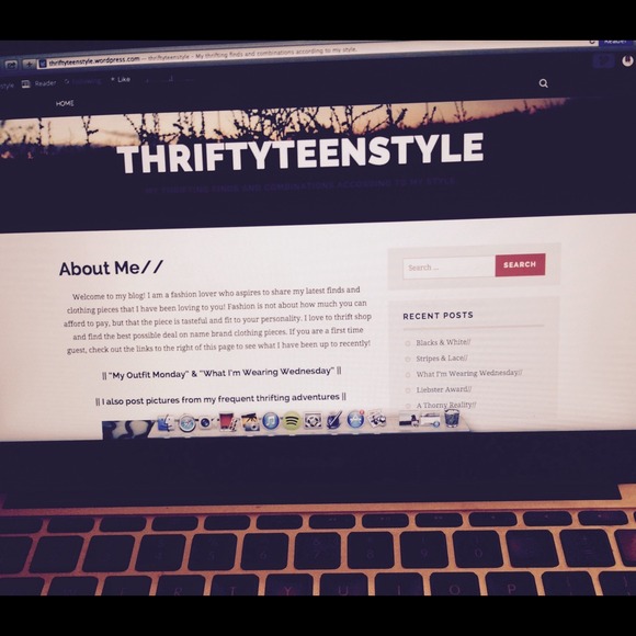 Thriftyteenstyle.com ✨