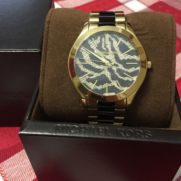 Michael kors gold black watch - Picture 2 of 3
