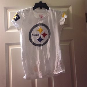 PINK Steelers tee
