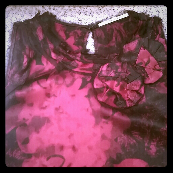 Gorgeous, Sleeveless Satin Tank - Picture 1 of 3