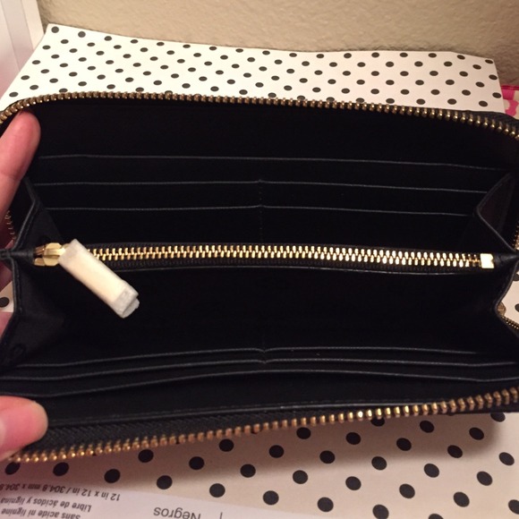 Tory Burch Robinson Ocelot Zip Wallet - Picture 2 of 4