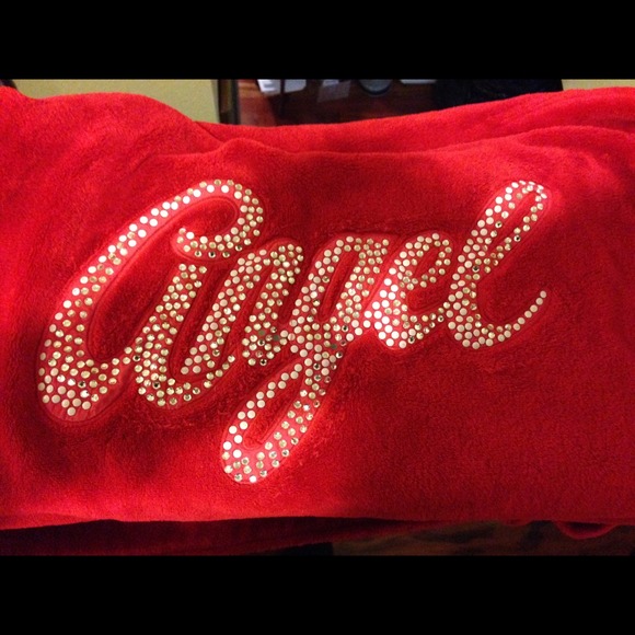 Long Red Victoria Secret Robe - Picture 4 of 4