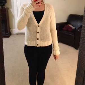 Cream colored American Eagle sweater
