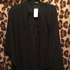 Love Culture black sheer Kimono🎀