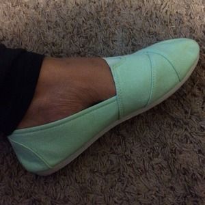 Mint green "like" Toms
