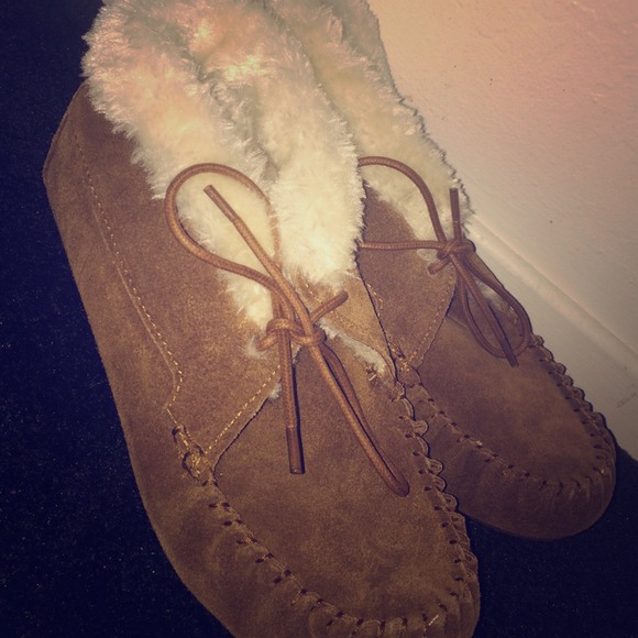 🆕 moccasin booties