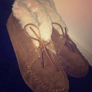 🆕 moccasin booties