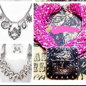 Wester neackleces 🏇😍😍