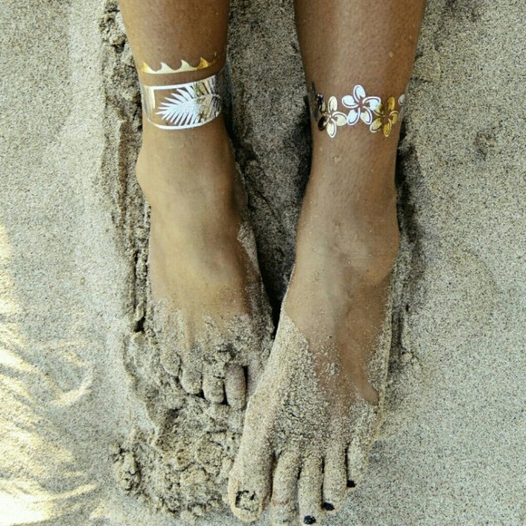 NWT temporary metallic flash tattoos!