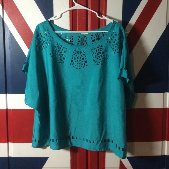 Scoop neck cut out top