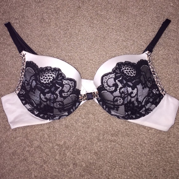 VS Very Sexy Push-up bra