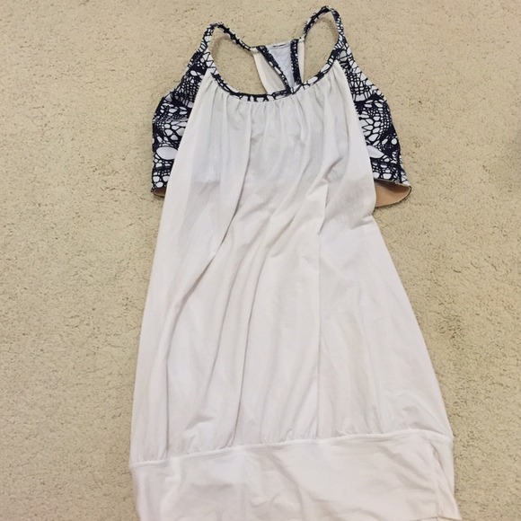 Lululemon no limits tank