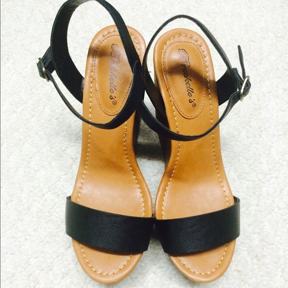 Black Wedges with Wooden Heel