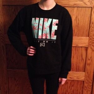 Nike sweater