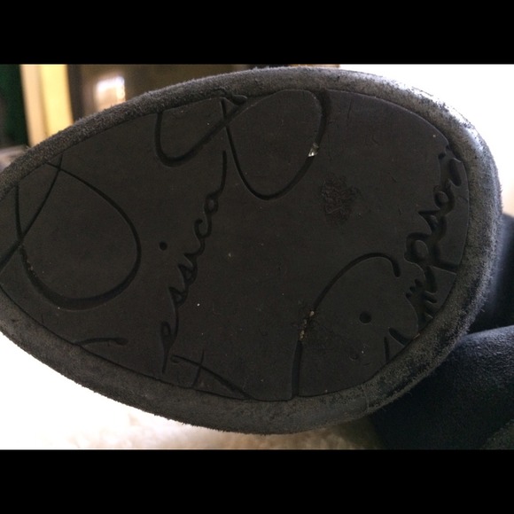 Jessica Simpson black heels