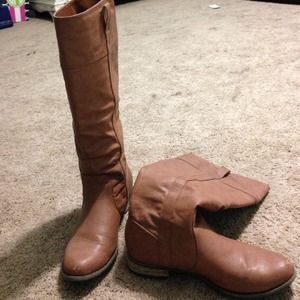 Rampage "icebreaker" boots