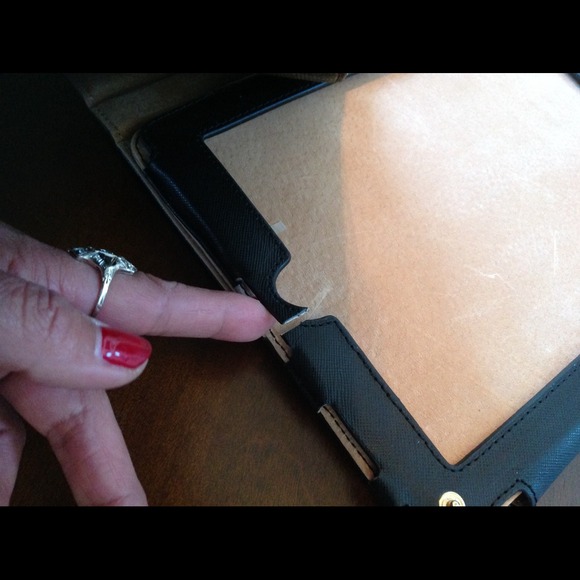 ⬇2X️💥HP💥NWT! "TORY BURCH" LEATHER iPAD CASE! - Picture 4 of 4